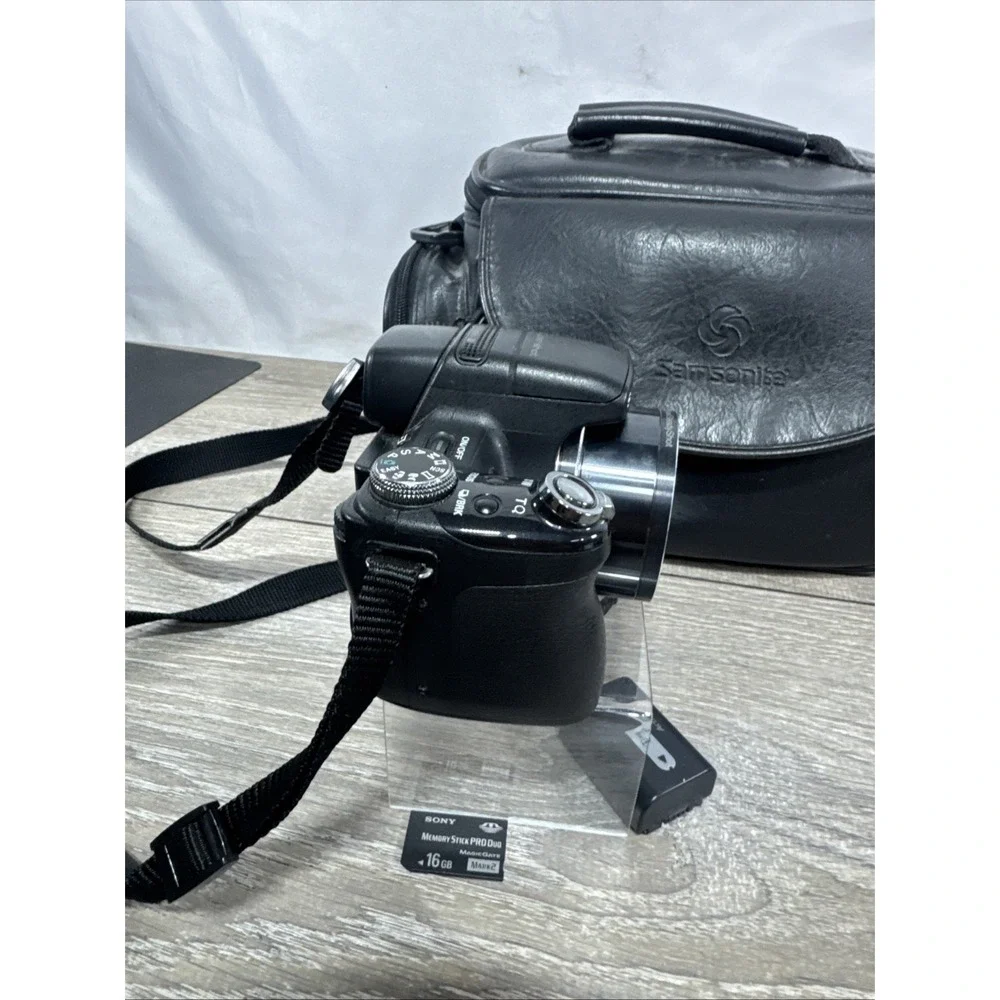 Sony Cyber-shot DSC-HX1 9.1MP Digital Camera - Black With Accessories Tested